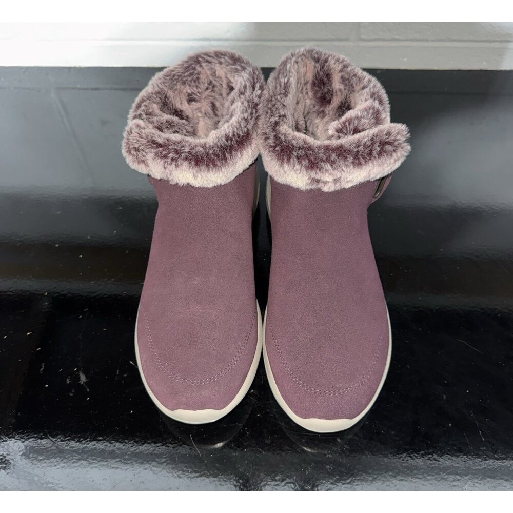 Skechers On The Go City 2 Cuddle Up Womens Faux Fur Lined Winter Boots Size 9.5 - Picture 4 of 8